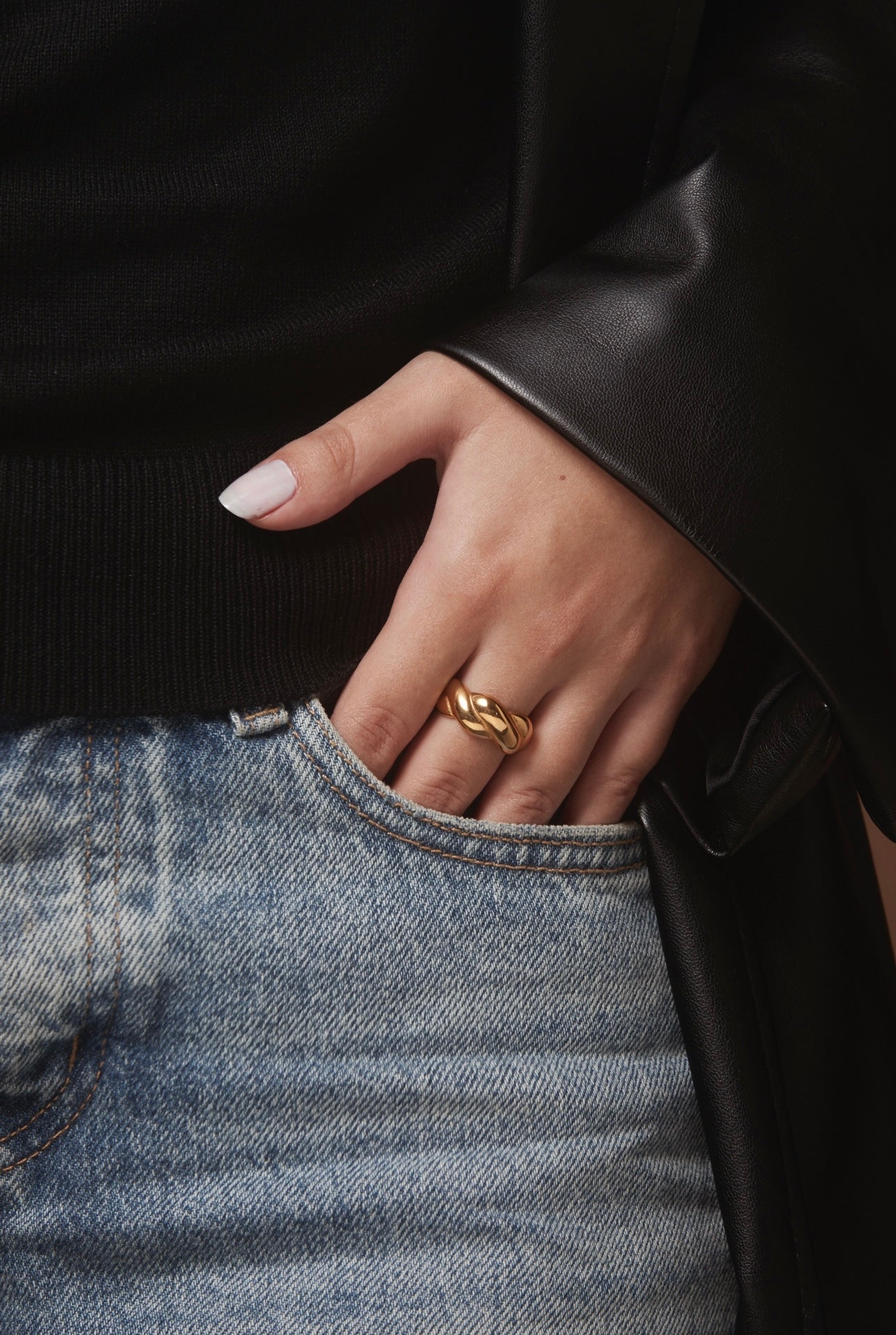 Ari Ring