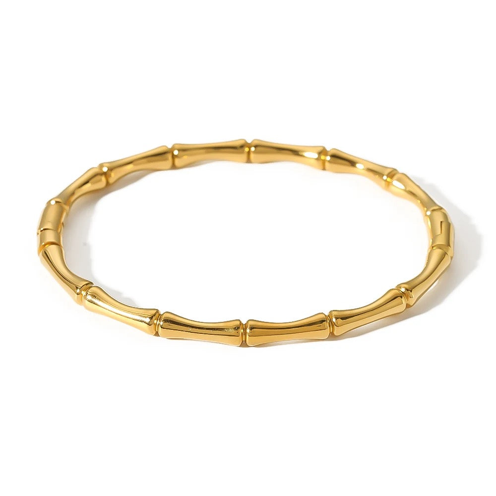 Ally Necklace